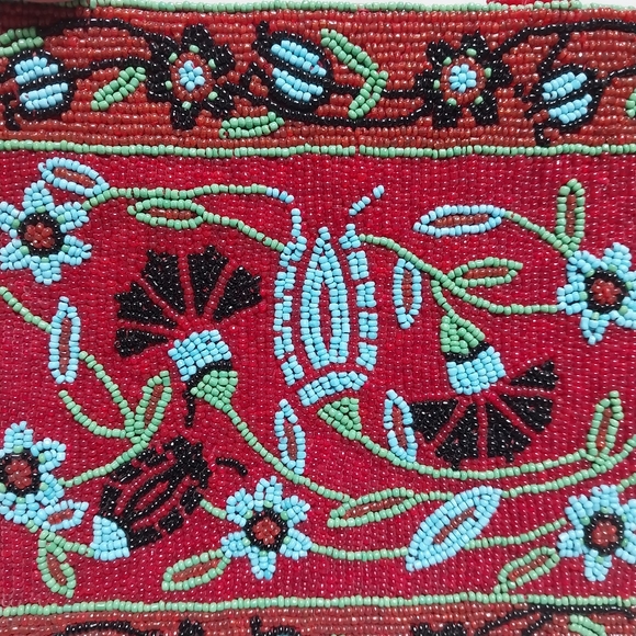 Beaded Purse - Picture 2 of 6